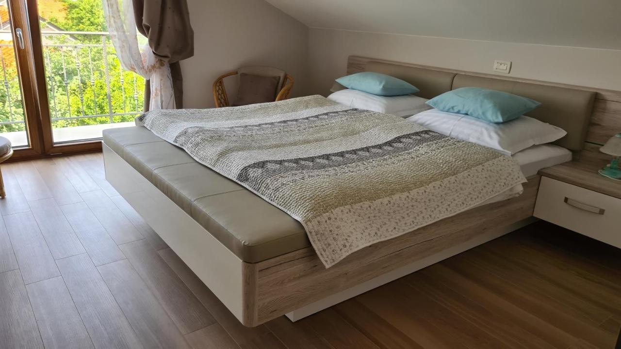 Villa Amalia Apartments Malinska Ngoại thất bức ảnh