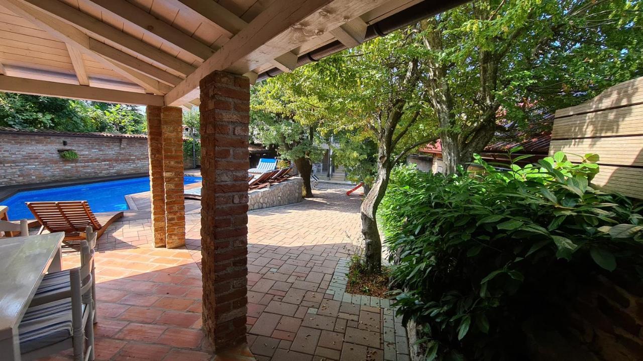 Villa Amalia Apartments Malinska Ngoại thất bức ảnh