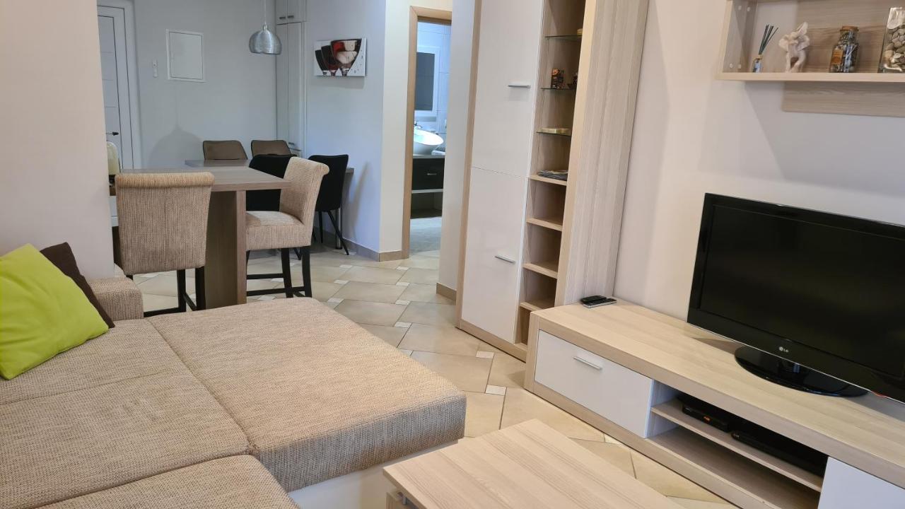 Villa Amalia Apartments Malinska Ngoại thất bức ảnh