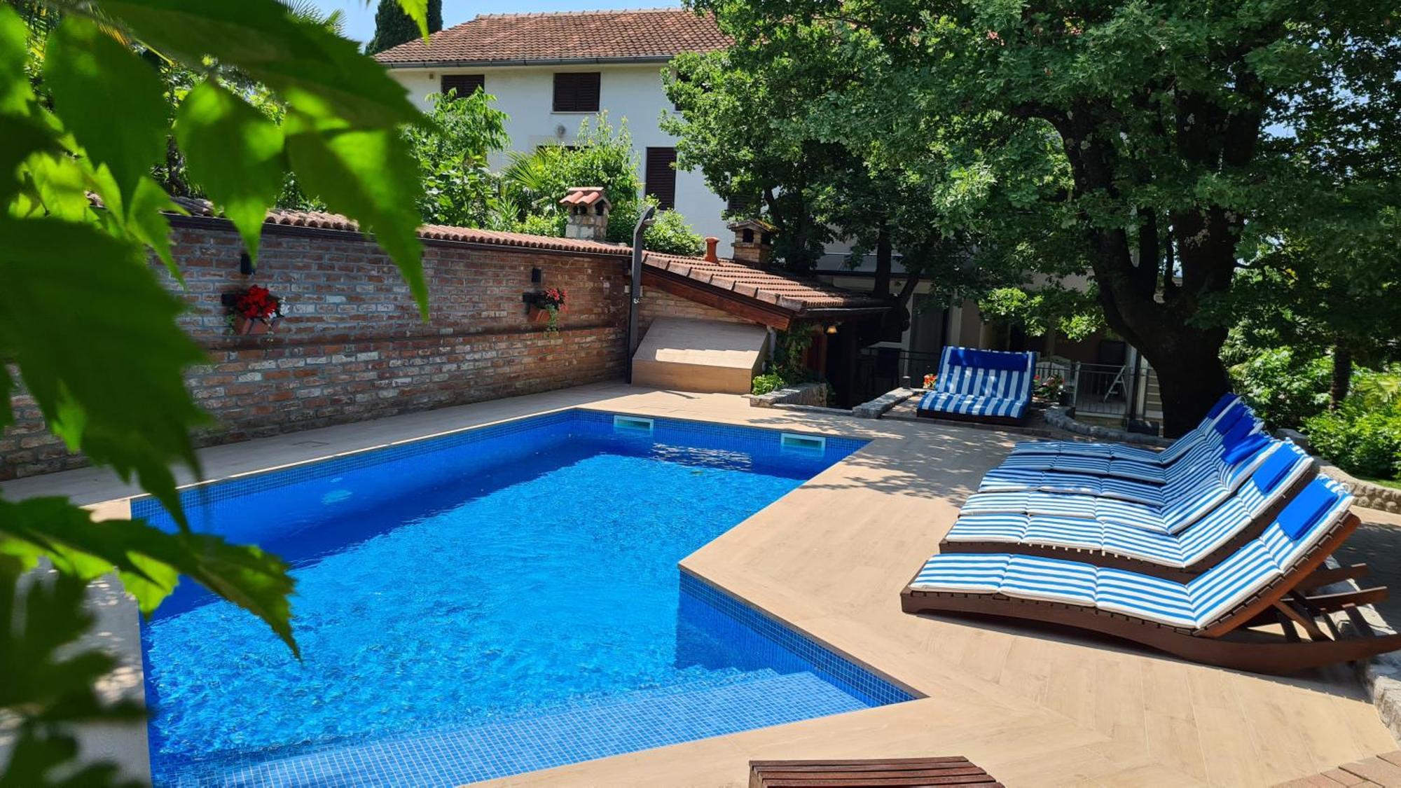 Villa Amalia Apartments Malinska Ngoại thất bức ảnh