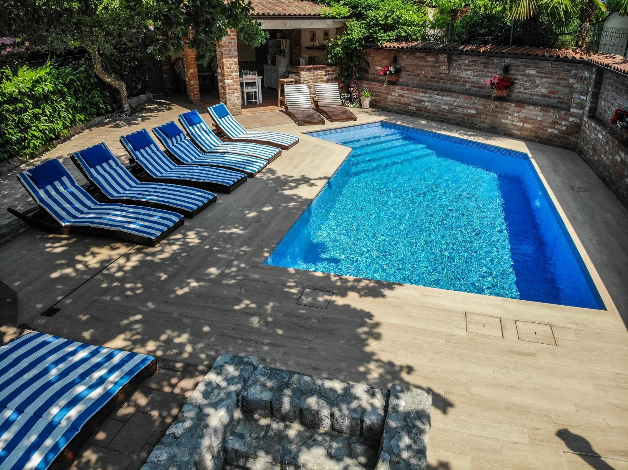 Villa Amalia Apartments Malinska Ngoại thất bức ảnh